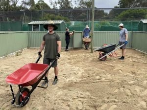 Moving sand